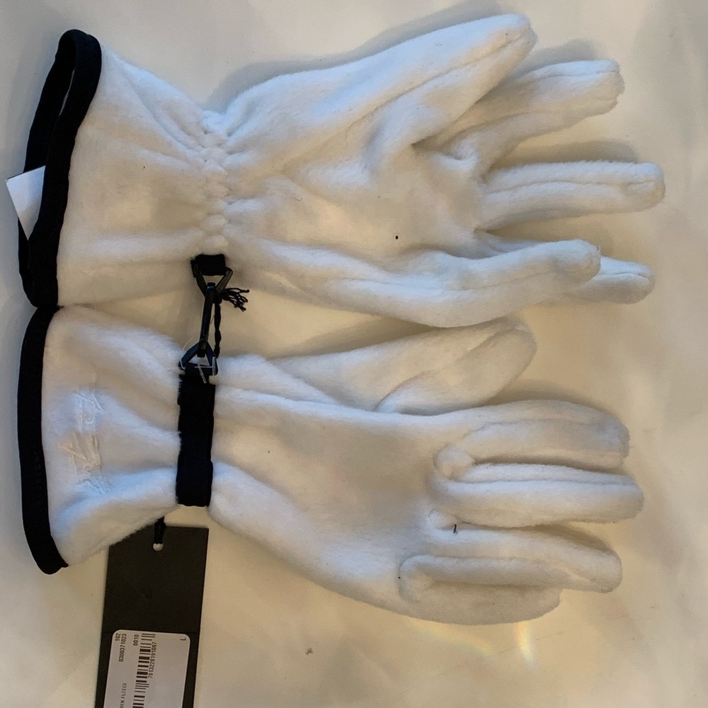 Jetset fleece gloves NWT